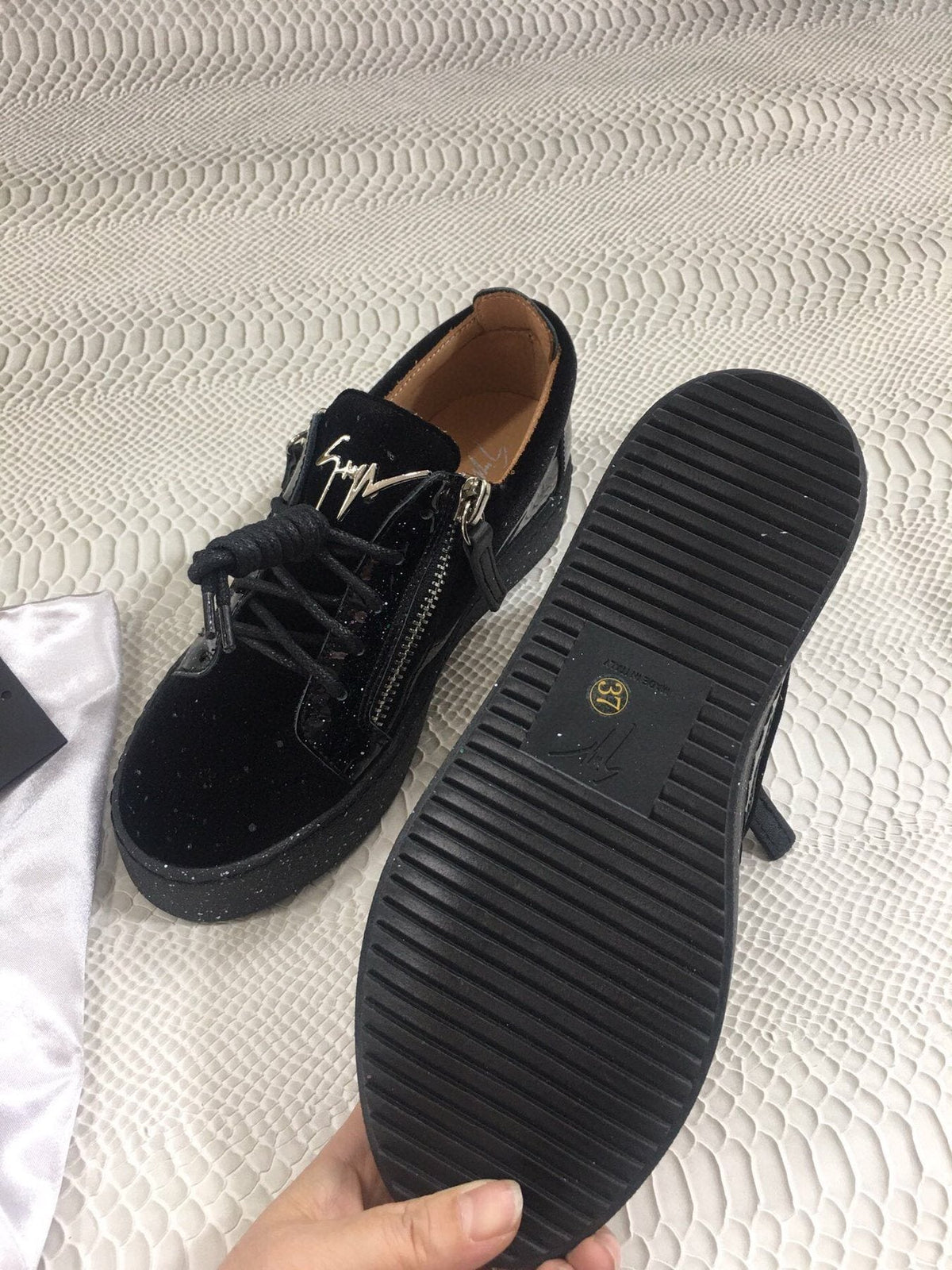 Giuseppe Zanotti Black Speckle Low-Top Sneakers