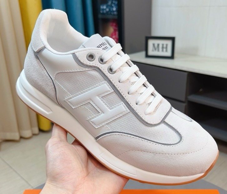 Hermès White and Light Gray Low-Top Sneakers