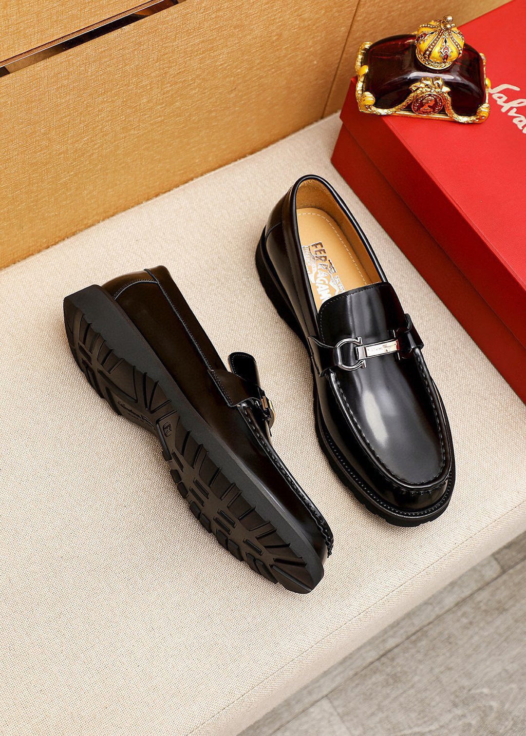 Ferragamo Black Bit Loafers - Apron Toe