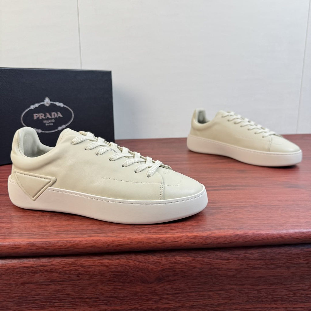 Prada Men's Triangle Detail Low-Top Sneakers