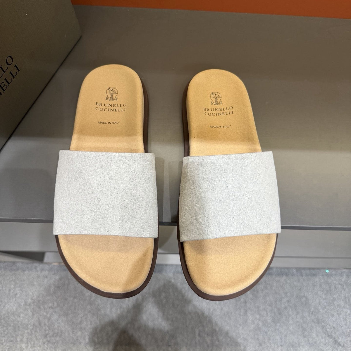 Brunello Cucinelli Men's Wide-Strap Slide Sandals - Light-Toned Footbed