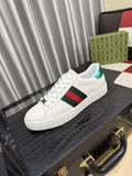 Gucci Men's Stripe Low-Top Sneakers - Lace-Up Closure
