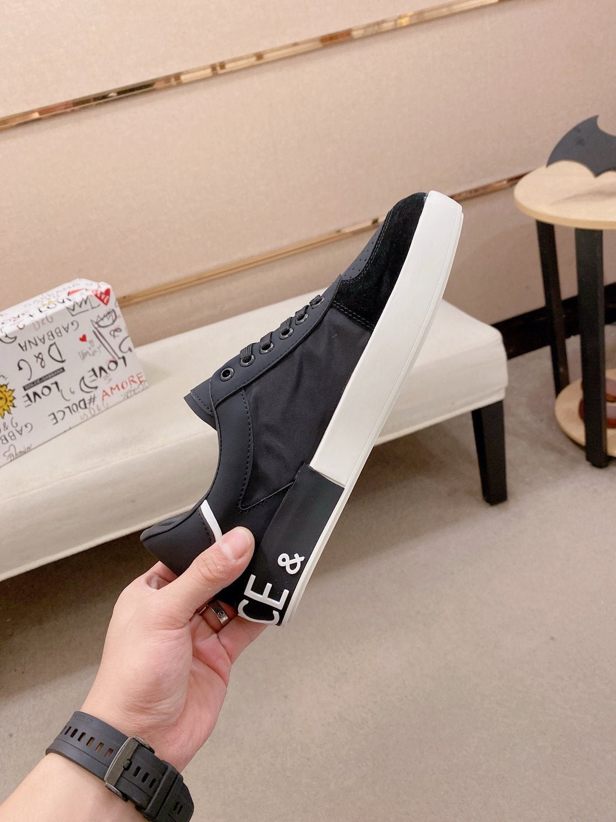 Dolce & Gabbana Contrast Low-Top Sneakers